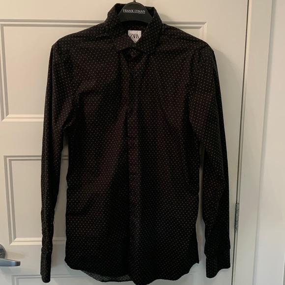 (Never worn) Zara S slim fit shirt - Picture 1 of 2